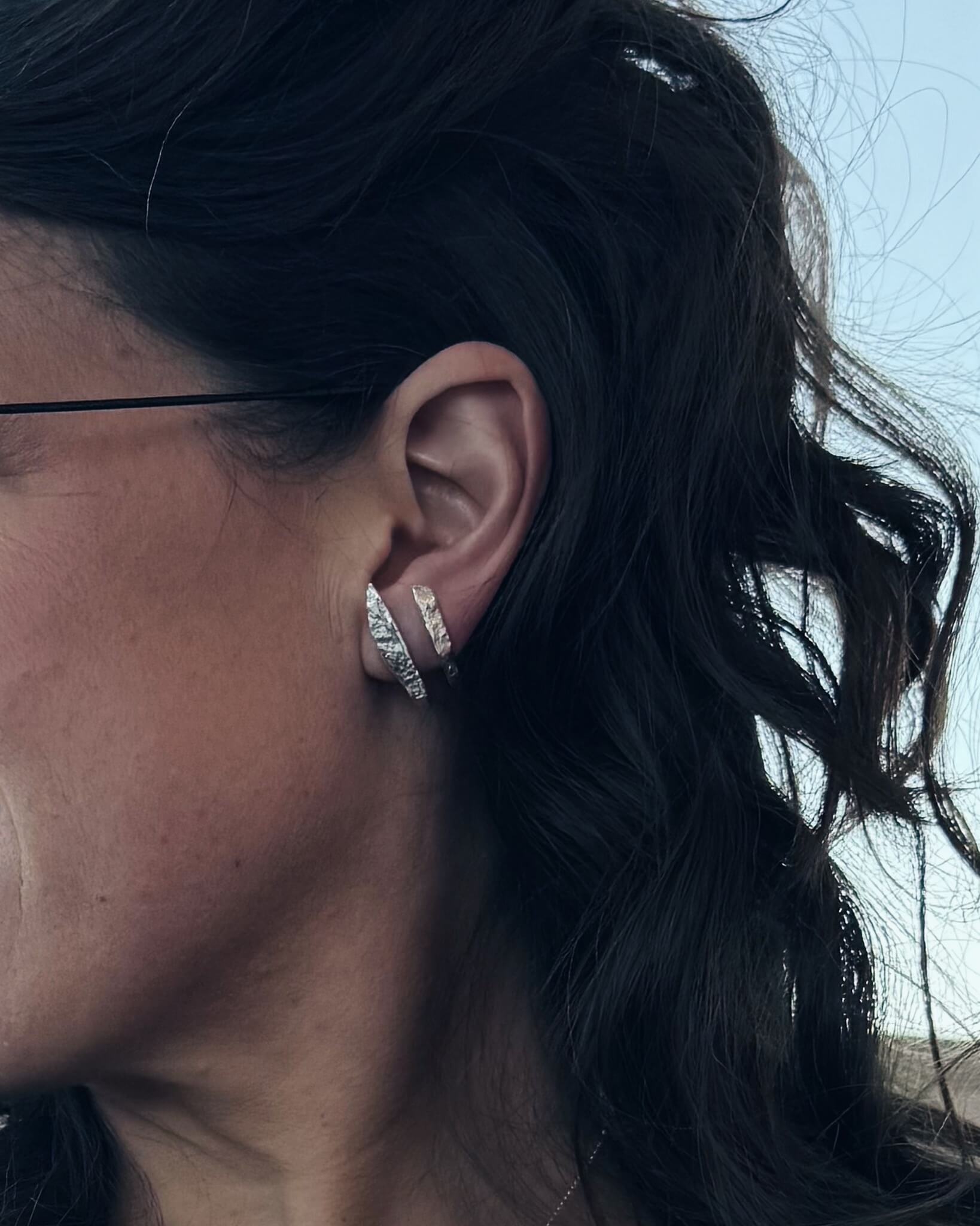 Rise – Boucles d’oreille montantes faites à la main - Lidia