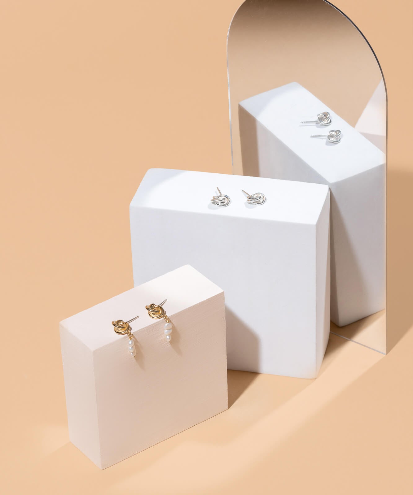 boucles oreilles minimalistes faites au Quebec