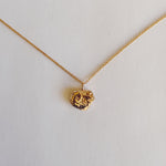 Cœur de banane - Collier pendentif texturé fait à la main - Lidia