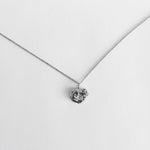 Cœur de banane - Collier pendentif texturé fait à la main - Lidia