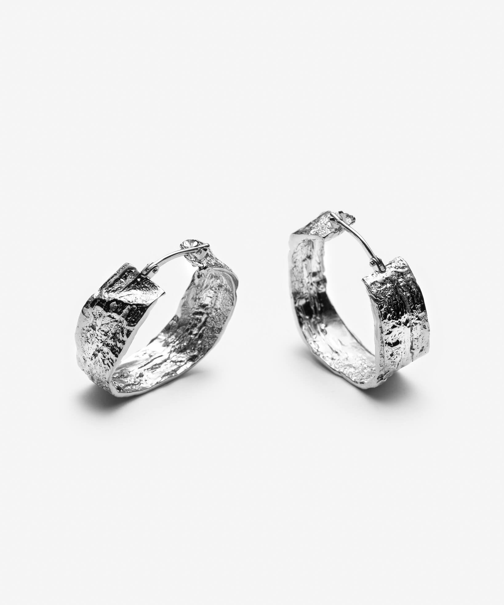 Double Dare – Grosses boucles d’oreilles texturées faites à la main - Lidia
