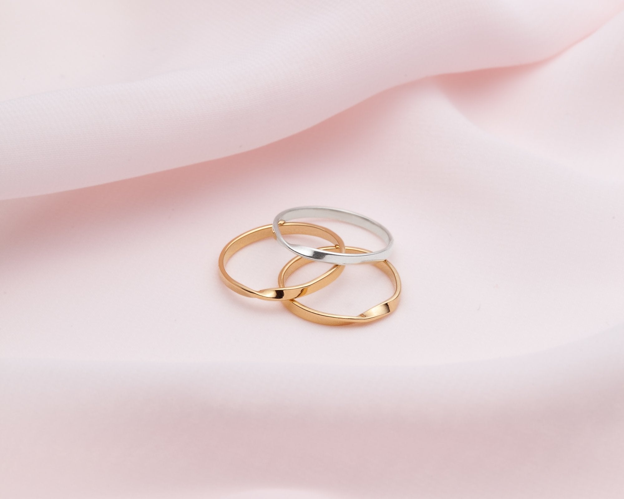 bague mobius délicate - Lidia