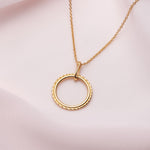 collier minimaliste cercle torsadé - Lidia