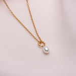 petit collier avec pendentif perle blanche - Lidia