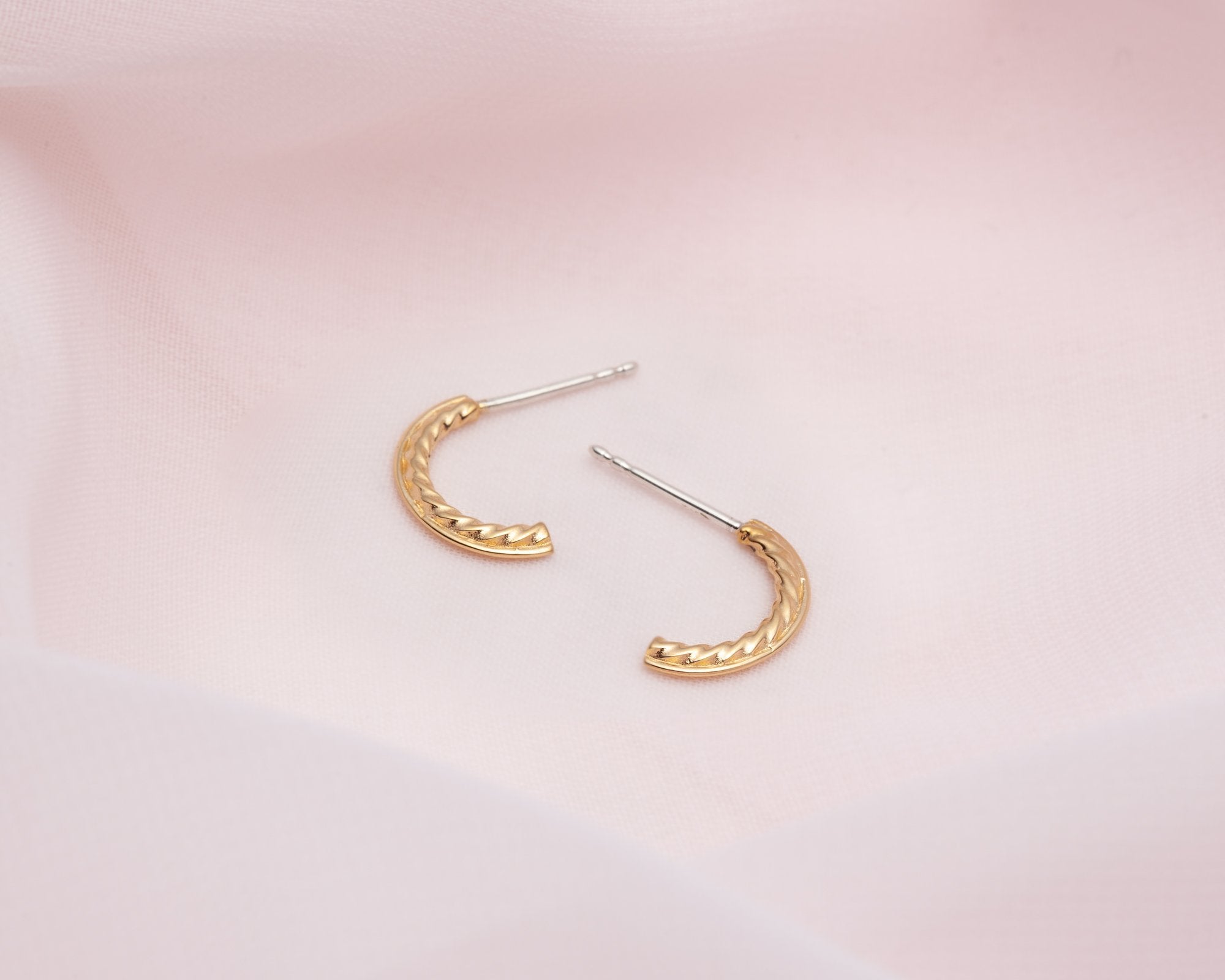 boucles d'oreilles avec perle blanche - Lidia