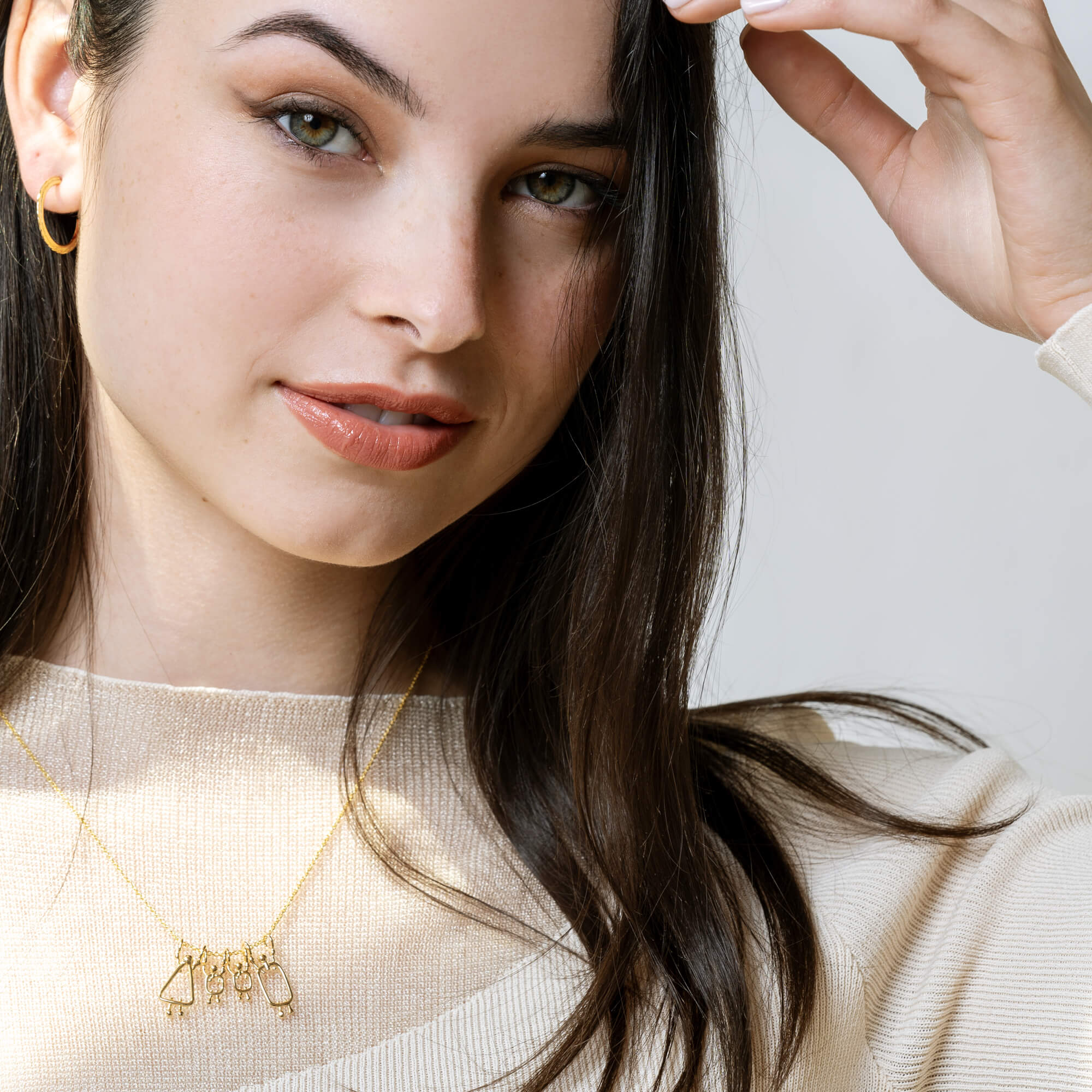collier minimaliste en or pour maman de 2 garçons - Lidia