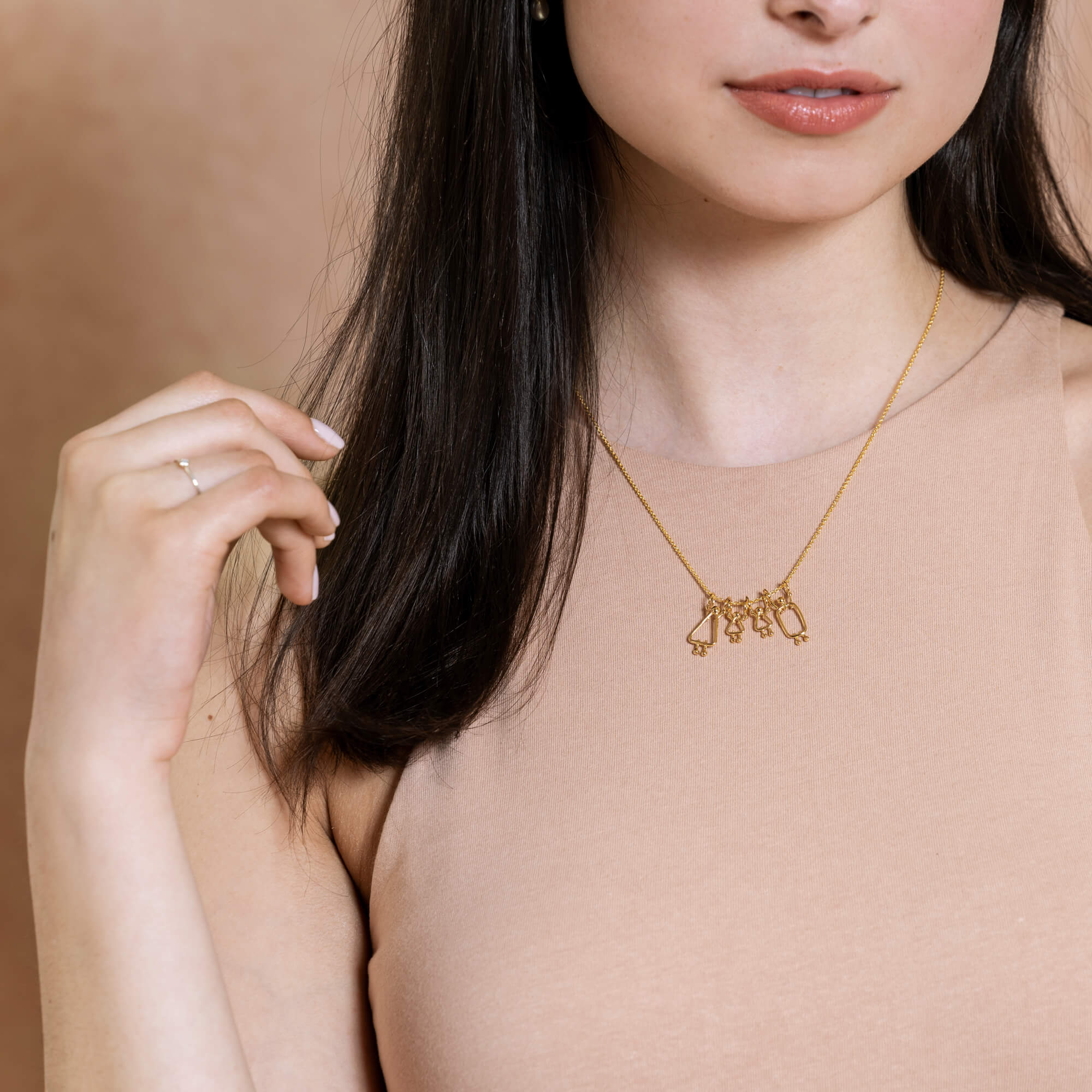 collier maman, 2 filles et papa en or - Lidia