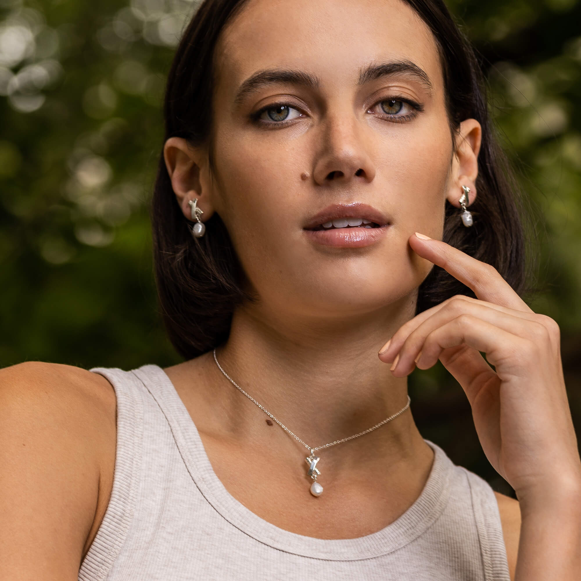 Loyale - Collier avec pendentif en forme de X - Lidia