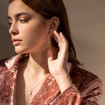 Thérèse - Boucles d’oreilles en argent sterling avec breloque - Lidia