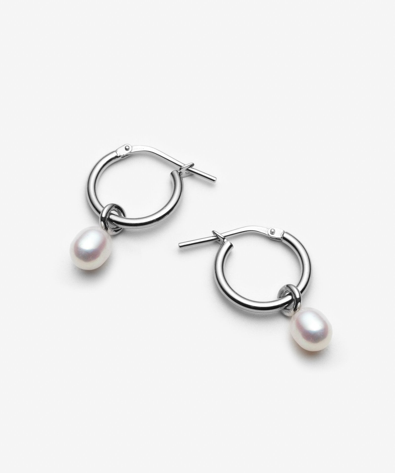 petits hoops avec perles fabriqués au Quebec en argent 925