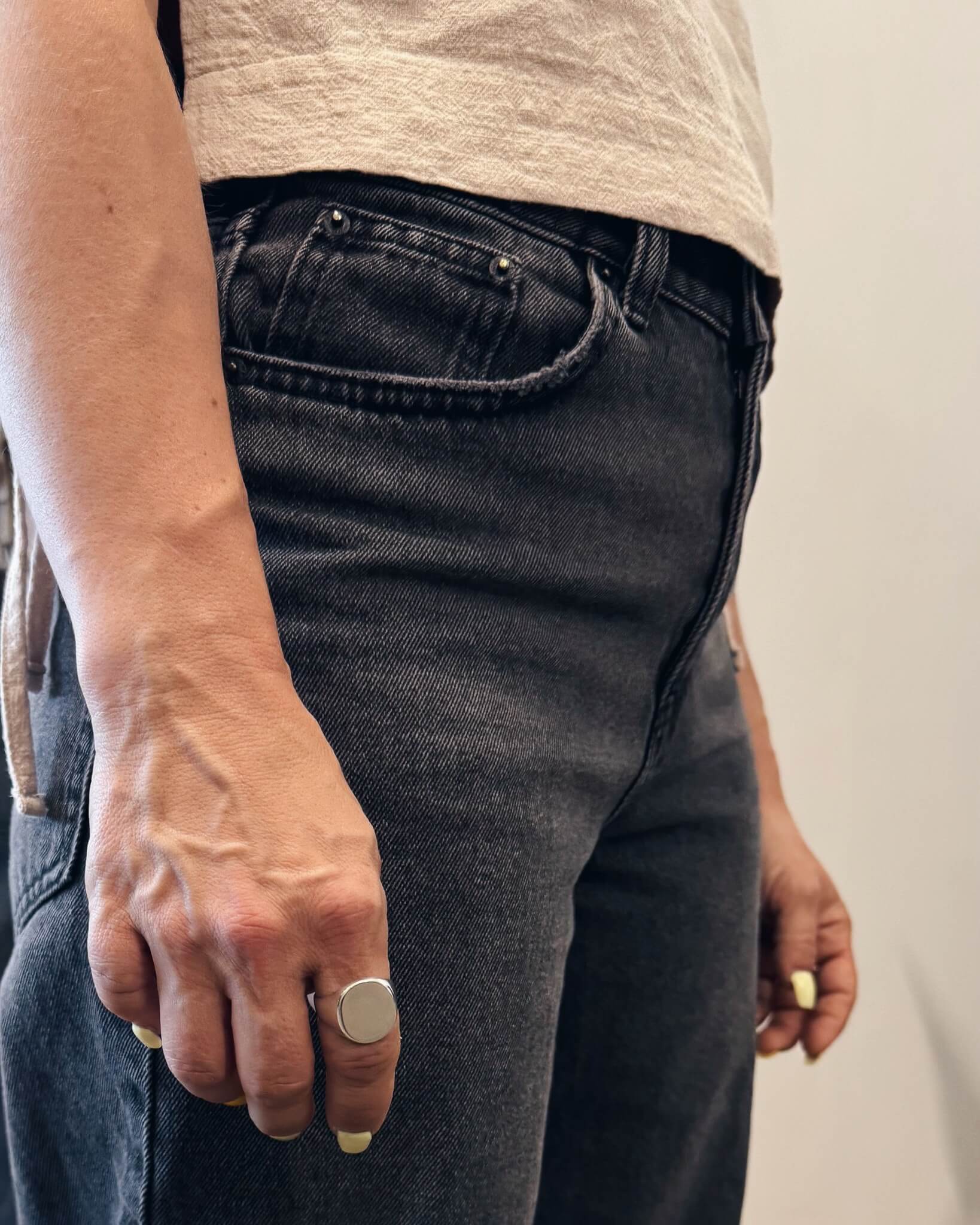 Mckenna – Bague signet en 925 fabriquée au Québec - Lidia