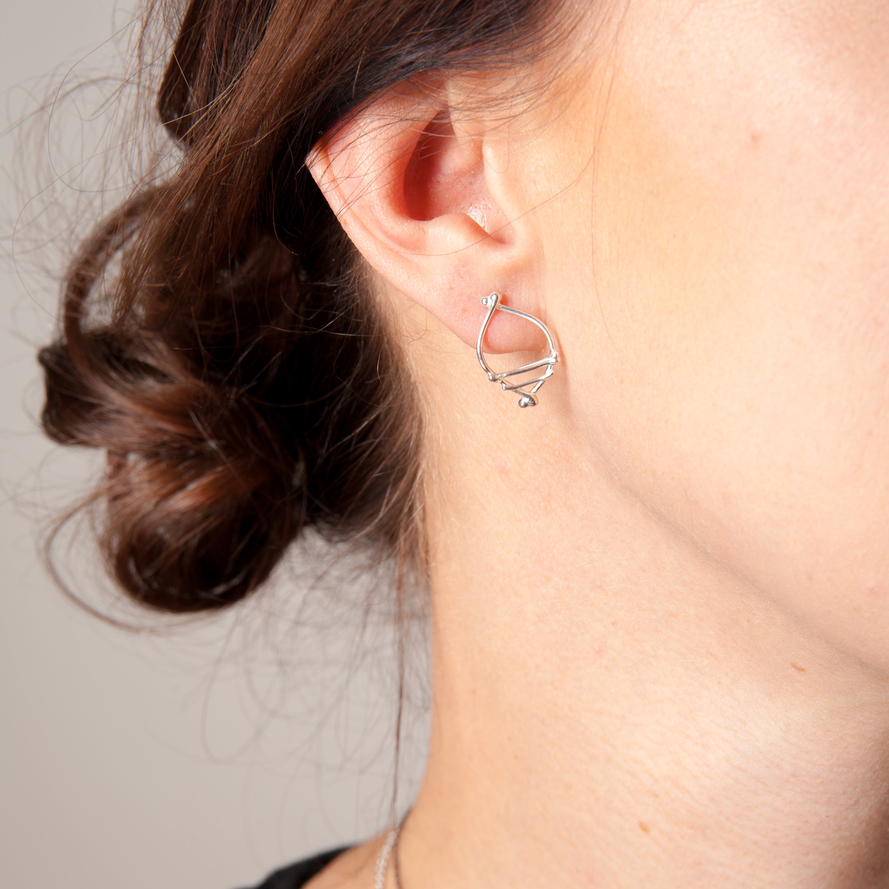 boucles d'oreilles délicates avec tiges - Lidia