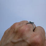 bague minimaliste avec bloc en argent oxydé - Lidia