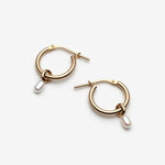 petites boucles d oreilles anneaux avec perles roses ou blanches faites au Québec