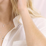 petit collier avec pendentif perle blanche - Lidia